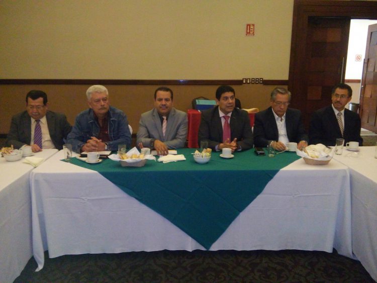 Insisten dirigentes de la FEDESSP-Sonora en construcción de hospital del ISSSTE en Hermosillo   