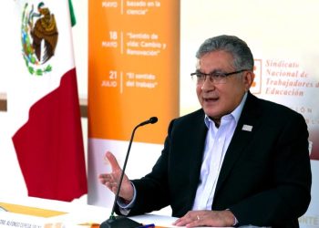 El líder del SNTE, Alfonso Cepeda Salas, afirma que el inicio del próximo ciclo escolar se dará de forma segura, con todas las medidas de prevención