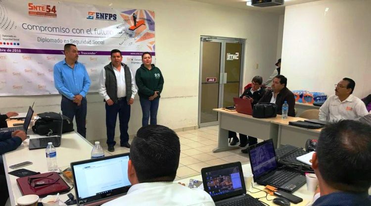 Arranca la Sección 54 del SNTE Diplomado de Seguridad Social en todo el estado de Sonora. Coordina los trabajos, el Secretario General, Raymundo Lagarda Borbón.