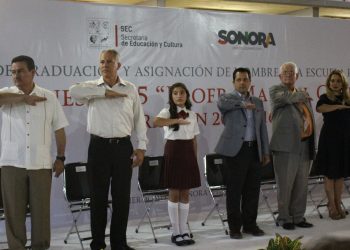 Participa Secretario General del SNTE 54 en ceremonia de graduación y asignación de nombre a la escuela primaria Profr. Manuel González