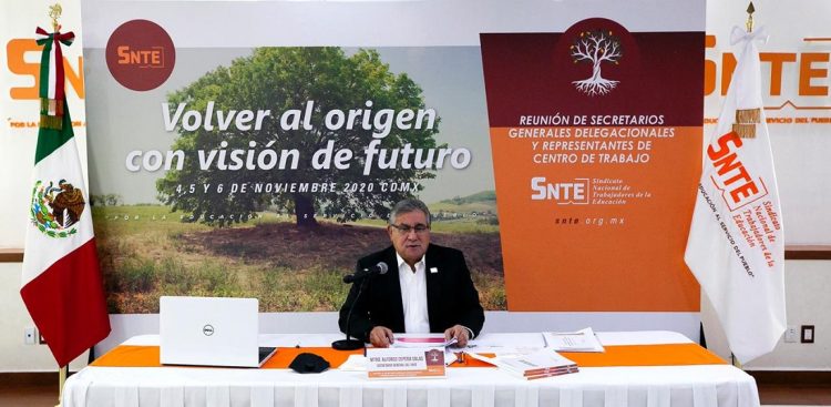 El secretario general del SNTE, Alfonso Cepeda Salas, se reúne, durante tres días, con más de 26 mil dirigentes delegacionales y representantes de centro de trabajo de todo el país