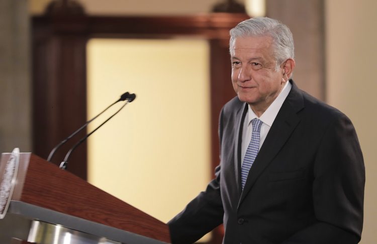Destaca el presidente Andrés Manuel López Obrador avances en cancelación de la reforma educativa. También espera la pronta aprobación de la reforma laboral