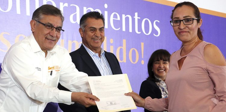 Logra el SNTE 163 mil 700 basificaciones en un año de gestión estatutaria. Este día entrega cerca de 3 mil 500 nombramientos a maestros de Nuevo León