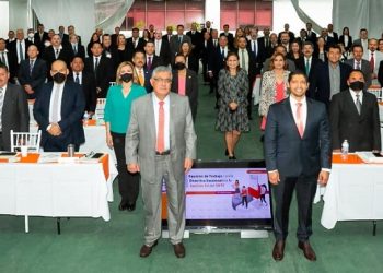 Se reúne el líder del SNTE, Alfonso Cepeda Salas, con la recién electa dirigencia de la Sección 50 de Nuevo León