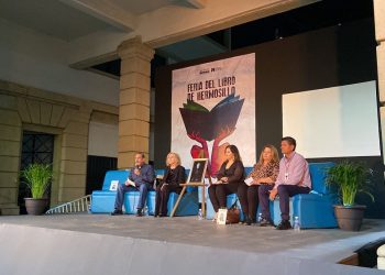 Rinden homenaje póstumo al escritor y promotor de la lectura, Ignacio Mondaca Romero, en el marco de la Feria del Libro 2021