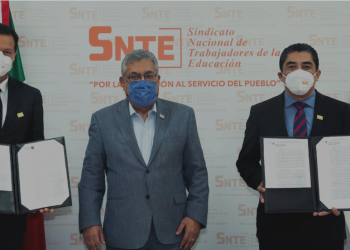 El SNTE ha renovado 17 dirigencias seccionales. Entrega Toma de Nota a Secciones 4 de Campeche y 39 de Colima