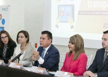 Más de 2 mil 500 dirigentes del SNTE participaron en el curso de Introducción a la Ley Federal de Protección de Datos Personales en Posesión de los Particulares, que impartió el INAI