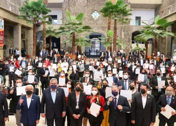 Trabajo coordinado de la SEP y el SNTE. Entregan más de 44 mil basificaciones para el personal educativo de la Ciudad de México