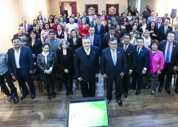 El secretario general del SNTE, Alfonso Cepeda Salas, llamó a los dirigentes de todo el país a iniciar una campaña intensa de educación en valores