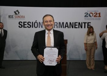 Entregan constancia de mayoría que certifica a Alfonso Durazo Montaño como gobernador electo de Sonora para el período 2021-2027