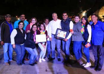 La Sección 54 del SNTE cerró con broche de oro los festejos por su 58 Aniversario, al realizar la Muestra Gastronómica y tradicional Callejoneada en Hermosillo
