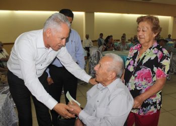 Cierra con éxito gira de Entrega del Bono del Jubilado y Pensionado del SNTE 54   