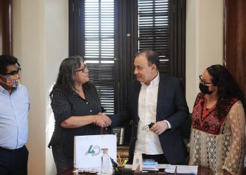 Para mediados de 2022 se espera que el analfabetismo se reduzca a su mínima expresión en el estado, afirma Alfonso Durazo