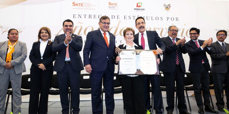 El secretario general del SNTE, Alfonso Cepeda Salas, afirmó en Hidalgo que la nueva legislación educativa garantizará la legalidad en la asignación de plazas docentes