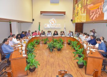 El dirigente magisterial Francisco Javier Duarte Flores, será diputado por Nueva Alianza en la próxima Legislatura del Congreso del Estado de Sonora, por el principio de representación proporcional