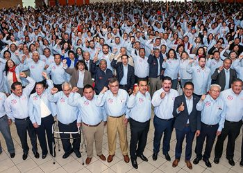 En unidad, la Sección 36 del SNTE celebró su 52 Aniversario este 14 de diciembre, pues es la fecha en que se constituyó. Ya no será en febrero, como se hacía anteriormente