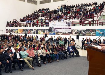 Entregan basificaciones a académicos del IPN. Encabezan ceremonia, secretario general del SNTE y director general del Instituto Politécnico Nacional