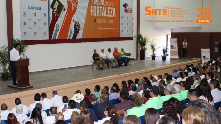 La Sección 28 del SNTE conmemora el Día del Trabajo. Realiza concentraciones cívicas y desfiles en las 13 regiones de la estructura sindical del estado de Sonora