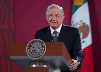 El presidente López Obrador adelantó hoy que también se promoverá una reforma al sistema de pensiones del ISSSTE
