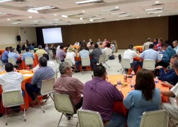 Se reúne dirigencia de la Sección 54 del SNTE, encabezada por el Secretario General, Raymundo Lagarda Borbón. Buscará diálogo con los próximos legisladores