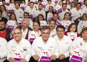 El SNTE inició este viernes la primera consulta directa entre sus agremiados para la Construcción del Pliego Nacional de Demandas 2019, que entregará a la autoridad educativa federal el próximo mes