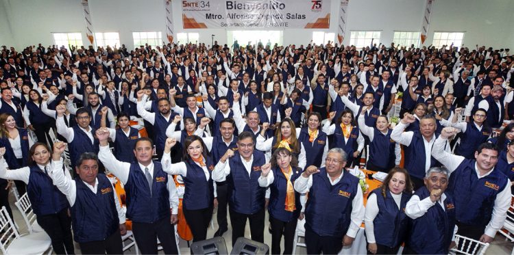 Alfonso Cepeda Salas cumple un año al frente del Sindicato Nacional de Trabajadores de la Educación. Se reconoce que entrega resultados positivos a los agremiados