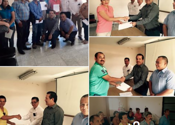 El Secretario General de la Sección 28 del SNTE entrega en el Mayo los beneficios que se otorgan a socios del FASM que resultaron perjudicados por las recientes lluvias que afectaron al estado