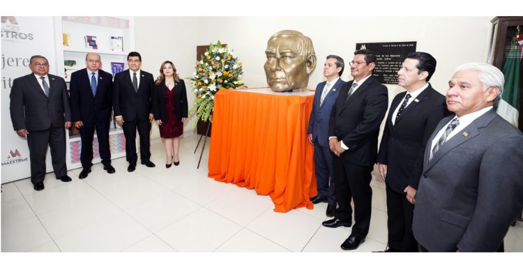 EL SNTE conmemoró el 213 Aniversario del Natalicio de Benito Juárez García, exaltando su contribución a la escuela pública y a la democracia mexicana