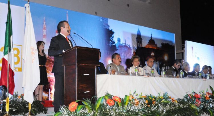 Con gran convocatoria se realizó el acto inaugural de los XXXI Eventos Deportivos y Culturales de la Sección 28 del SNTE. Mensaje del líder magisterial, Francisco Javier Duarte Flores