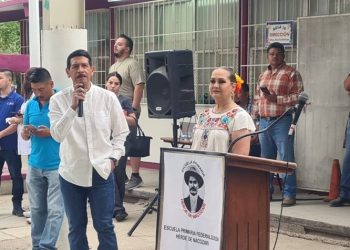 Homenaje a la Revolución Mexicana en la Escuela Primaria Federal Héroe de Nacozari de Hermosillo