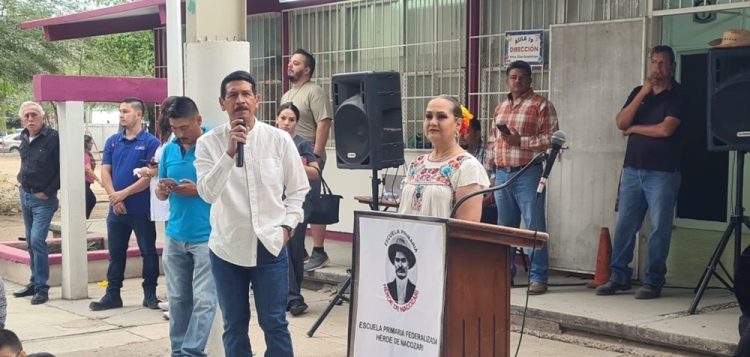 Homenaje a la Revolución Mexicana en la Escuela Primaria Federal Héroe de Nacozari de Hermosillo