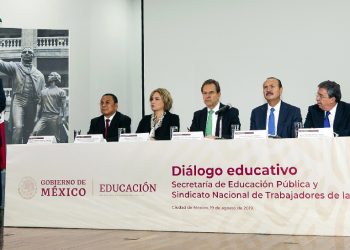 Diálogo Educativo SEP-SNTE. El secretario general, Alfonso Cepeda Salas, remarcó el compromiso del Sindicato con el proyecto educativo de la Cuarta Transformación