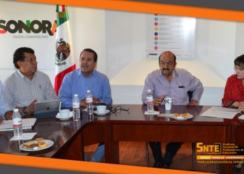 Demanda la Sección 28 del SNTE a la autoridad educativa pago de salarios atrasados. Exige Javier Duarte Flores reunión urgente con el encargado de Despacho de la SEC