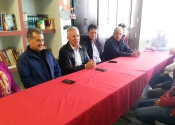 Se reúne el secretario general de la Sección 54 del SNTE, Raymundo Lagarda Borbón, con trabajadores de la educación del municipio de Ures