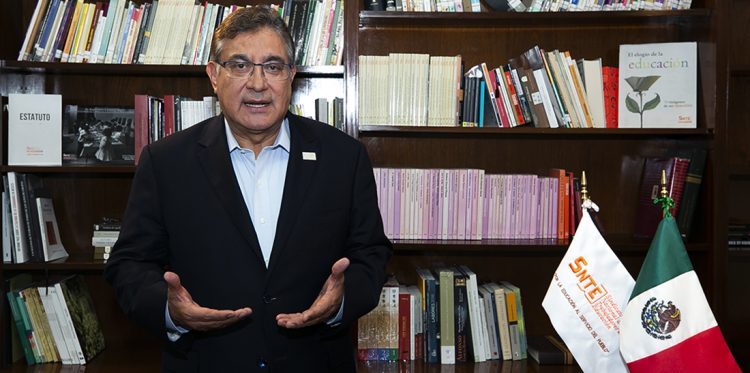 El SNTE expresa su beneplácito por la aprobación de las leyes secundarias educativas. Mensaje al magisterio del secretario general, Alfonso Cepeda Salas