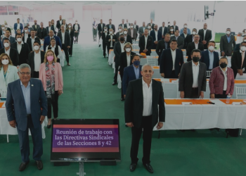 El líder del SNTE, Alfonso Cepeda Salas, se reúne con las nuevas dirigencias de las secciones 8 y 42 de Chihuahua