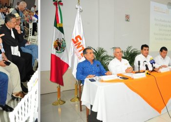 En conferencia de prensa, los líderes magisteriales de Sonora, Noé Rodríguez García y Raymundo Lagarda Borbón, informaron sobre acuerdos de Consejo del SNTE y de la reunión con el presidente electo, Andrés Manuel López Obrador