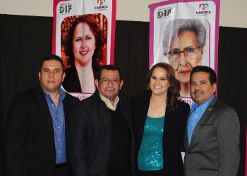 CONMEMORACIÓN DEL DÍA INTERNACIONAL DE LA MUJER EN CABORCA. ENTREGAN RECONOCIMEINTO A LA MAESTRA  DORA MA. TALAMANTE LEMAS