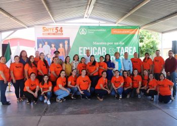 Con el objeto de sensibilizar a la sociedad sobre el trabajo que realizan las y los docentes, inician el Programa “Maestro por un día” que impulsa en Sonora la Sección 54 del SNTE