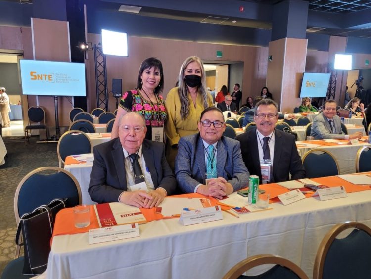 Cerrar filas para defender la unidad y la integridad del Sindicato Nacional de Trabajadores de la Educación