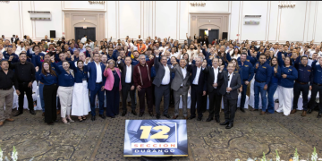 Líder nacional del SNTE en Pleno de la Sección 12 de Durango
