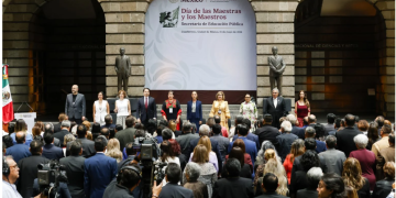 Hacia una revisión histórica del Día del Maestro