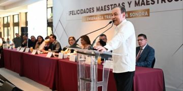 Axis Mundi / Celebración del Día del Maestro: retos del magisterio