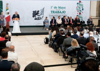 El SNTE en la ceremonia del Día del Trabajo encabezada por la Presidenta de la República